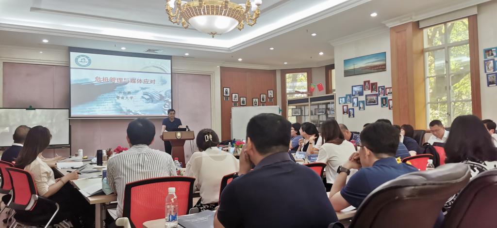  波尔多降级引发俱乐部财政危机  