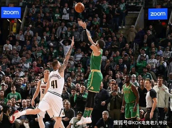  塔图姆绝杀三分空降榜首，凯尔特人复仇雄鹿  